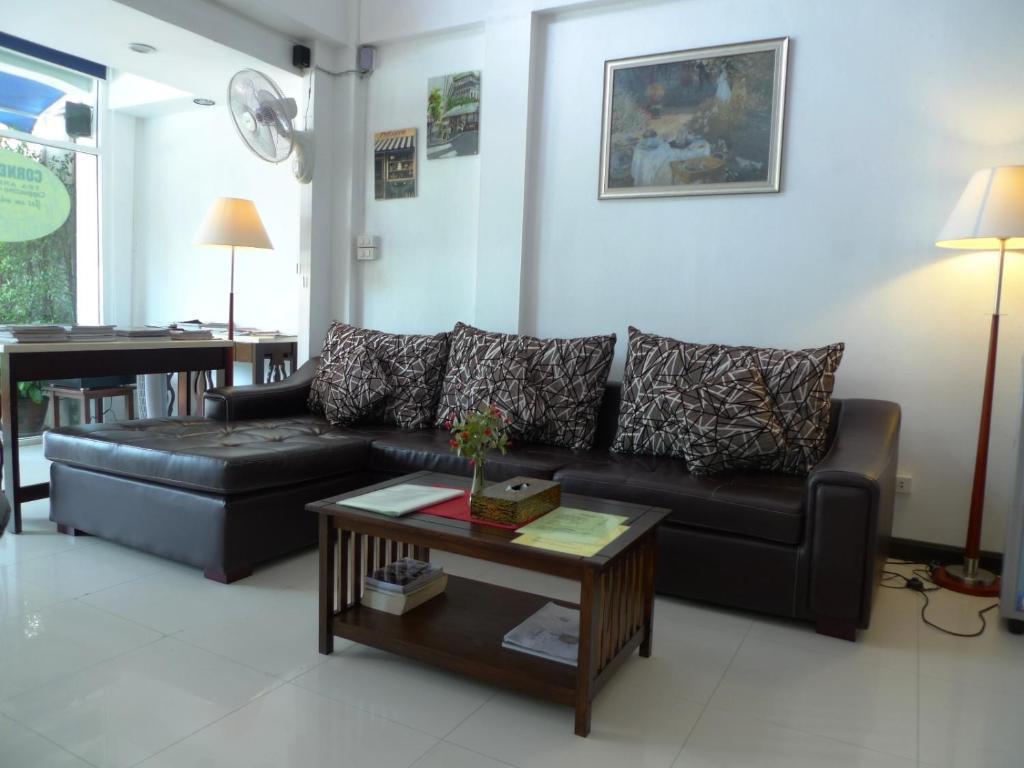 Corner Cafe Bed & Breakfast Hua Hin Ngoại thất bức ảnh