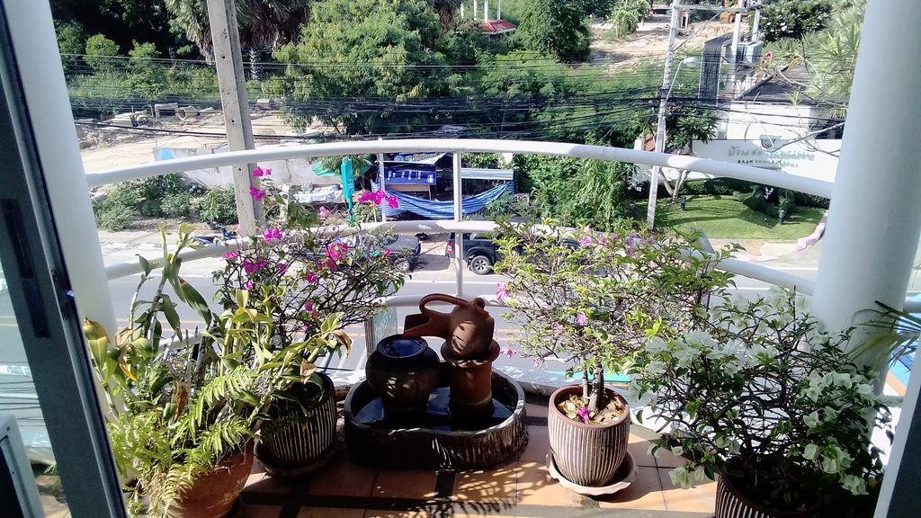 Corner Cafe Bed & Breakfast Hua Hin Ngoại thất bức ảnh