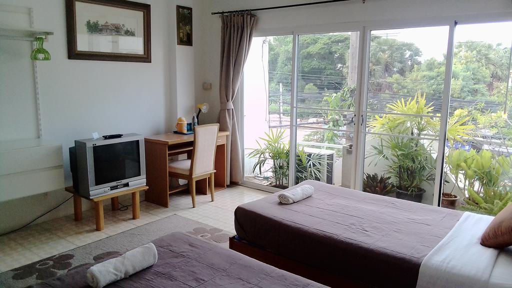 Corner Cafe Bed & Breakfast Hua Hin Ngoại thất bức ảnh