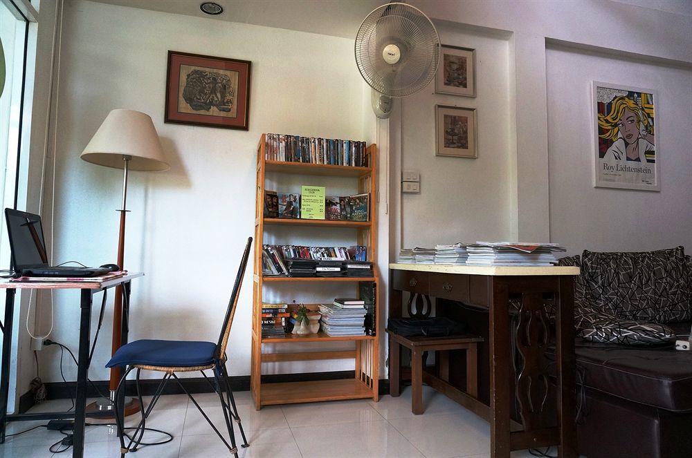 Corner Cafe Bed & Breakfast Hua Hin Ngoại thất bức ảnh