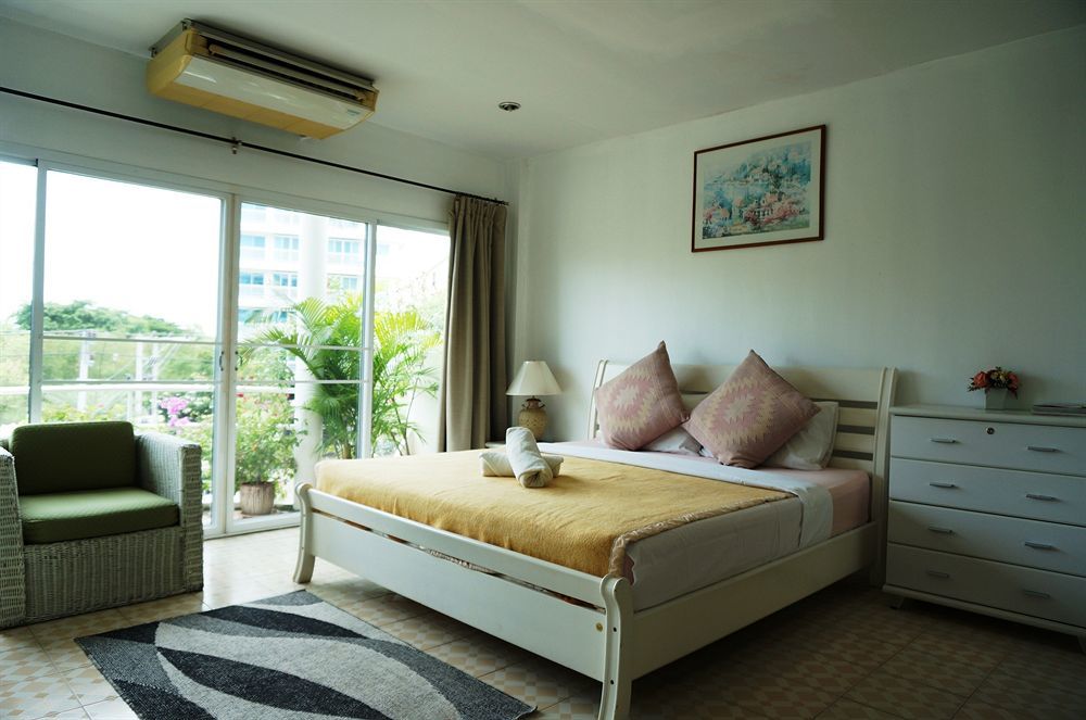 Corner Cafe Bed & Breakfast Hua Hin Ngoại thất bức ảnh