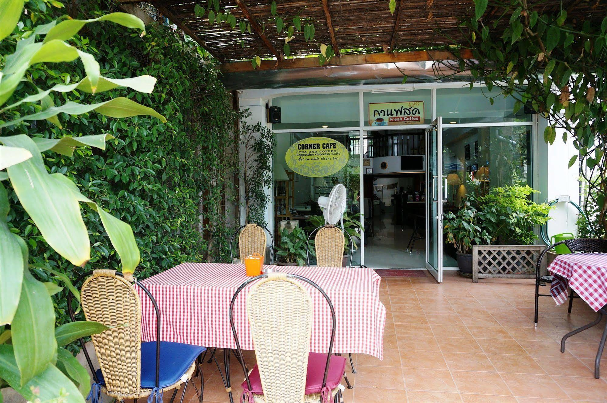 Corner Cafe Bed & Breakfast Bed & Breakfast Hua Hin Ngoại thất bức ảnh